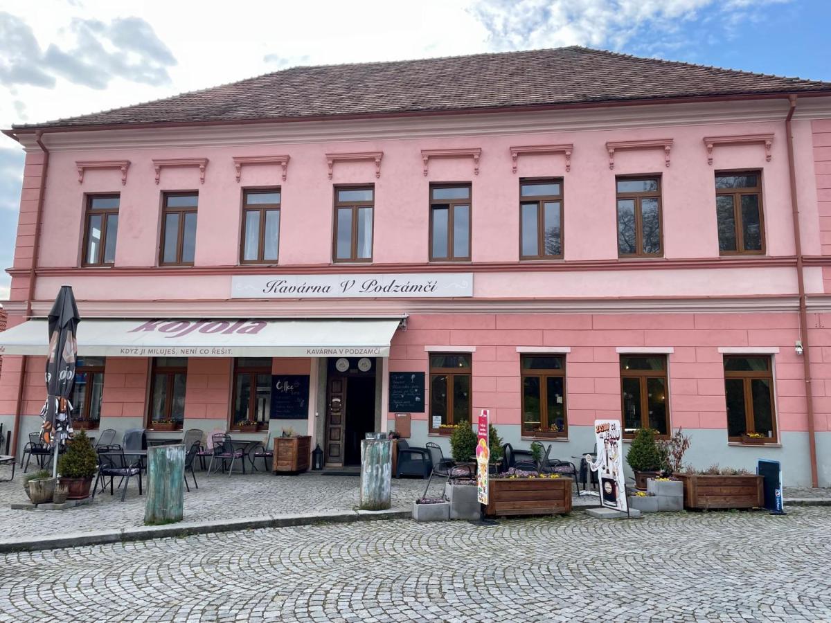 Apartmany V Podzamci V Blizkosti Zamku Blatná Exterior foto